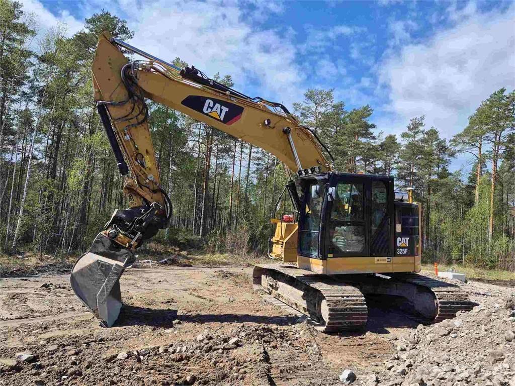 CAT 325FLCR Bageri guseničari