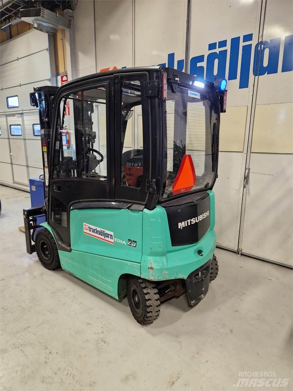 Mitsubishi FB25CN Električni viljuškari