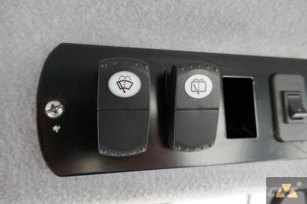 CAT CB13 Valjci sa duplim bubnjem