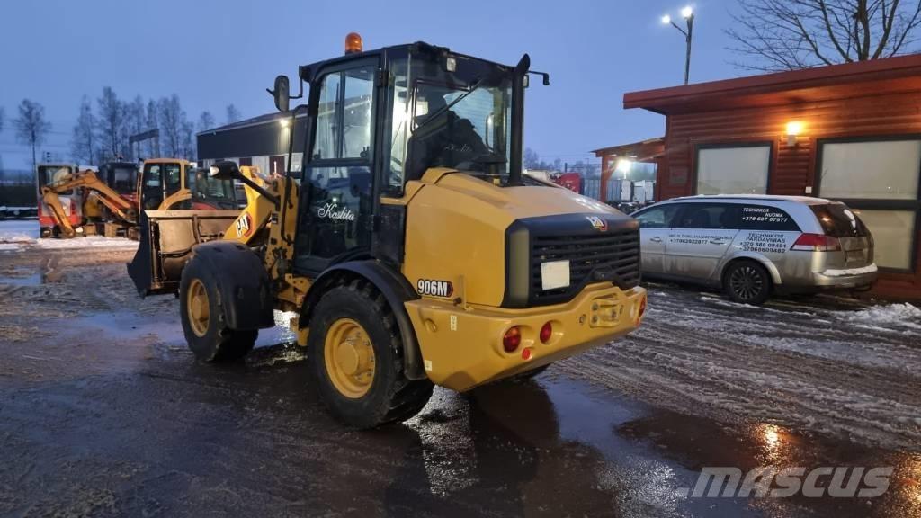 CAT 906M Utovarivači na točkove