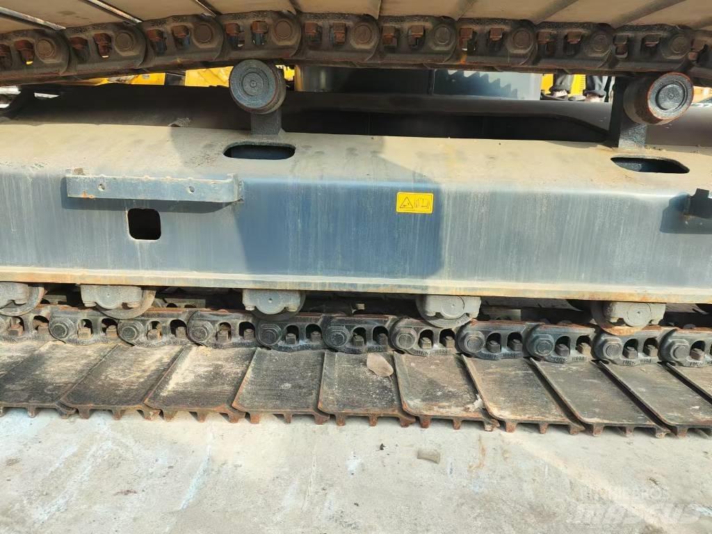 Kobelco SK200D Bageri guseničari