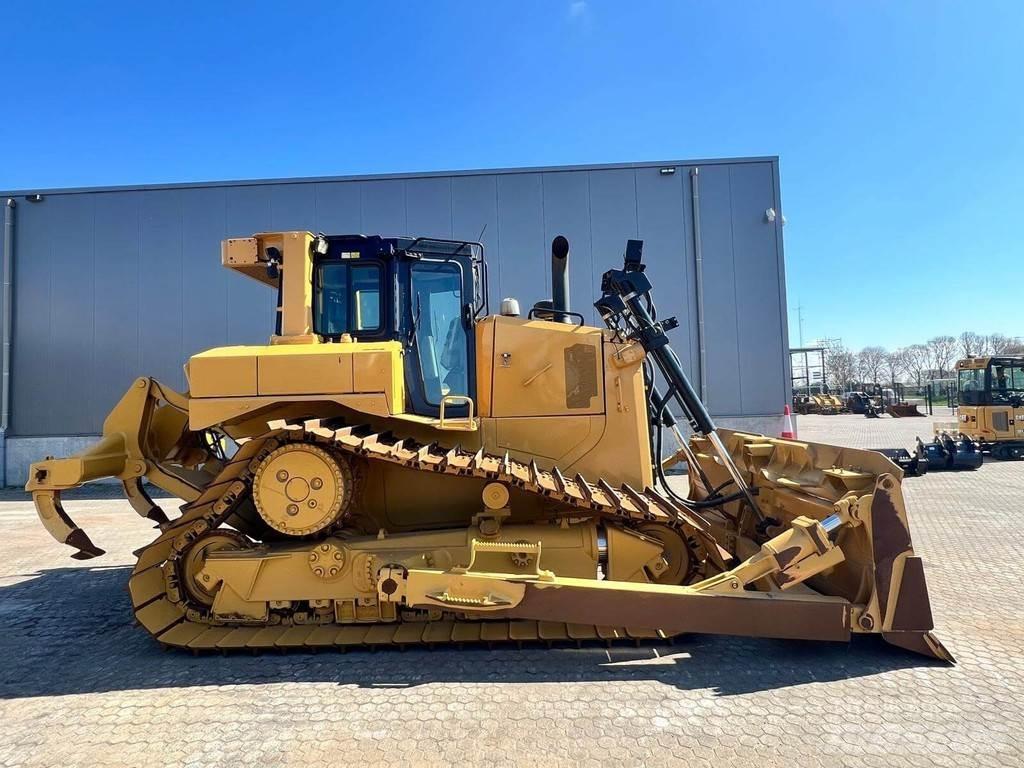 CAT D6T LGP Buldožeri guseničari