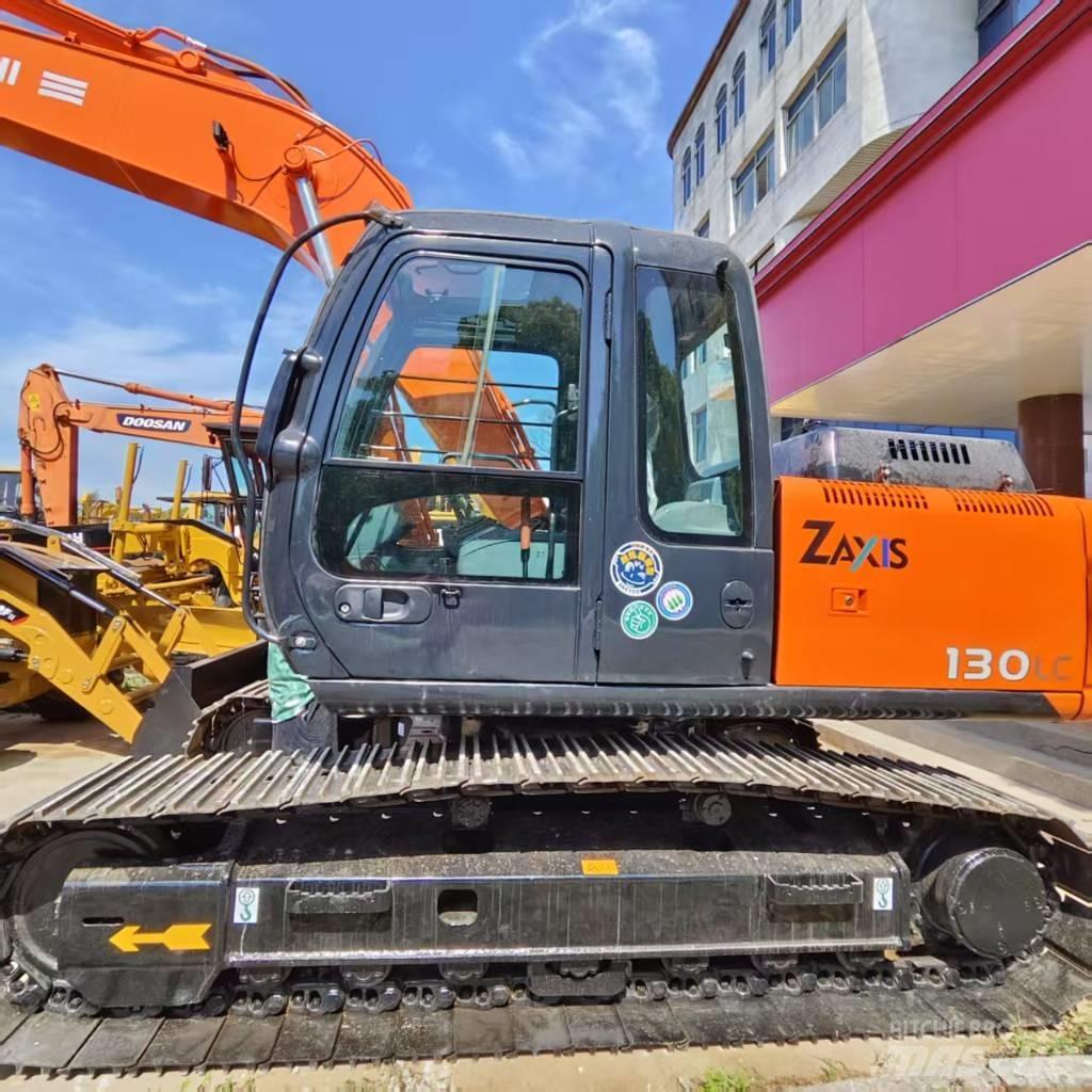 Hitachi ZX 130 Bageri guseničari