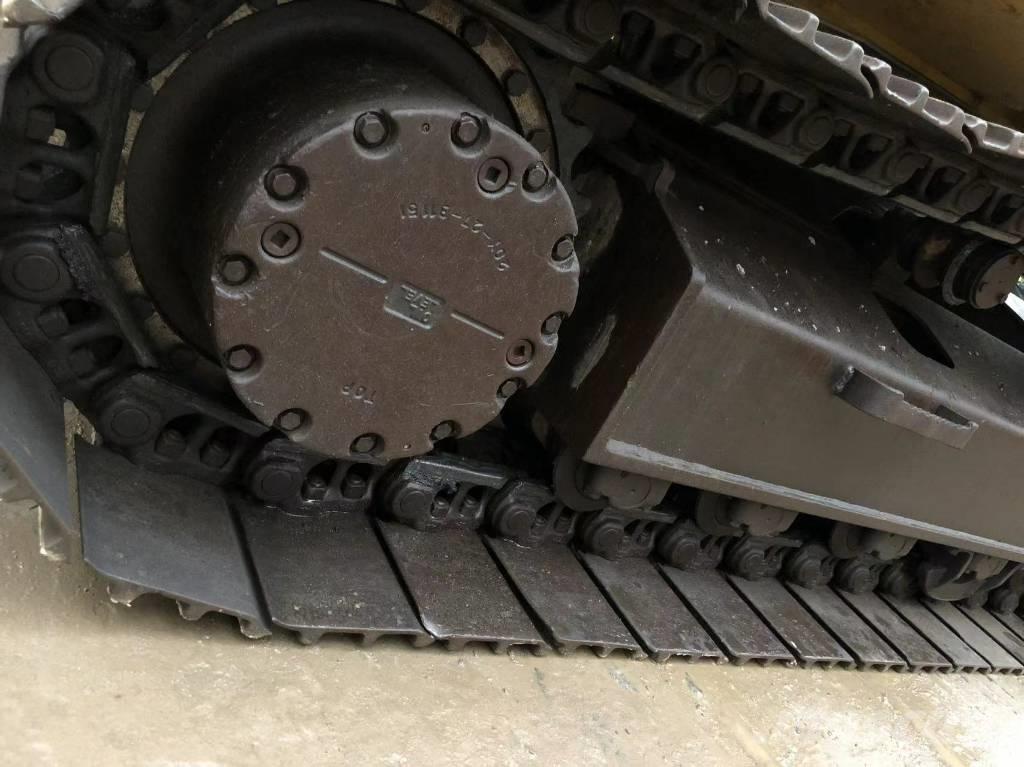 Komatsu 200-7 Crawler excavators