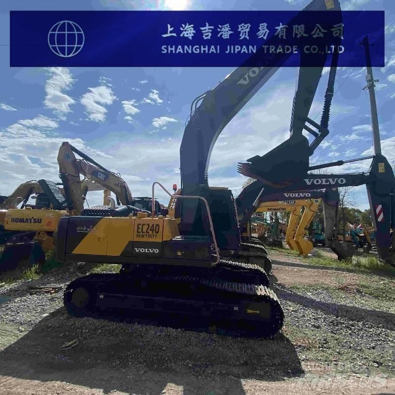 Volvo EC 240 Bageri guseničari