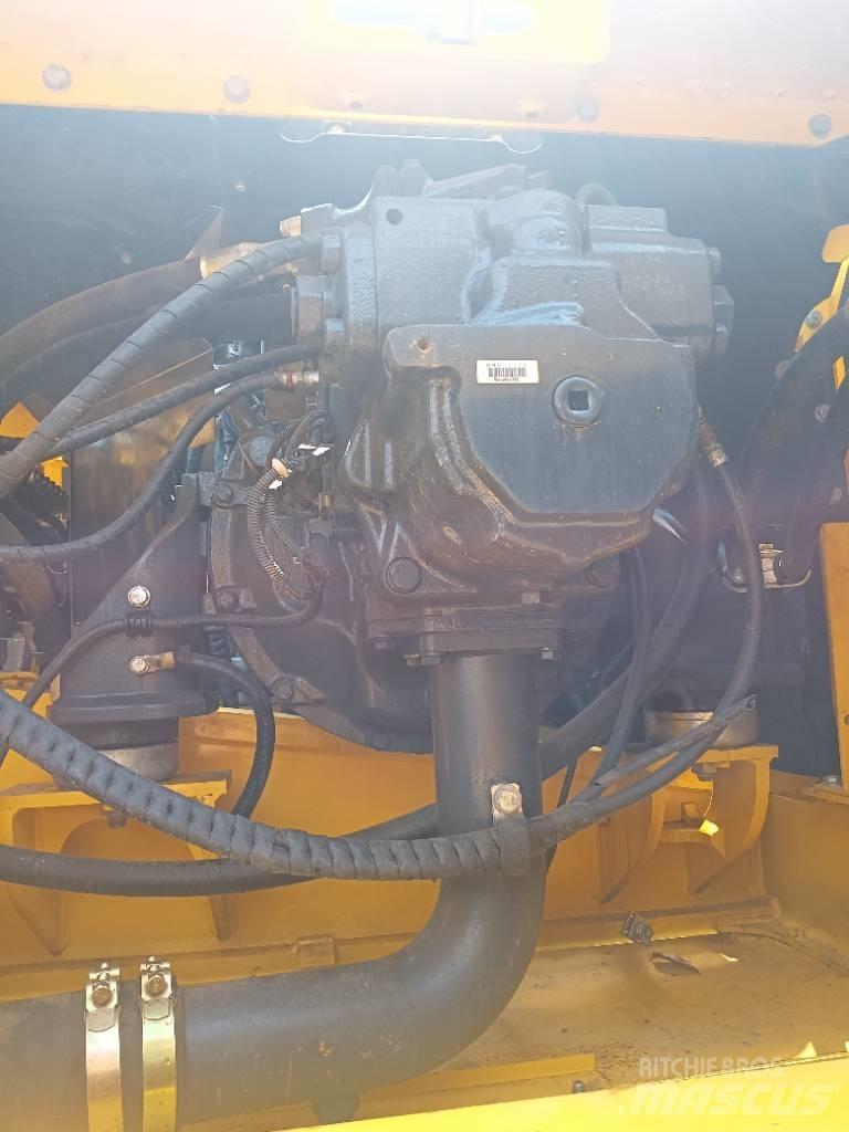 Komatsu pc360 Bageri guseničari