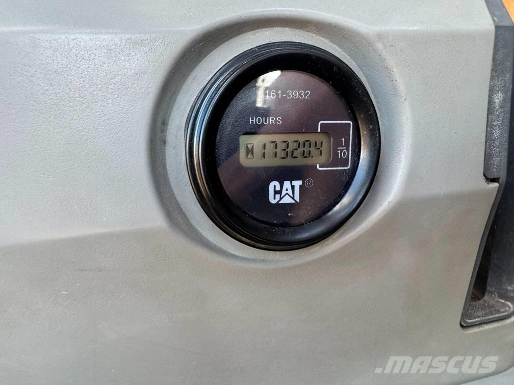 CAT 349 EL Bageri guseničari