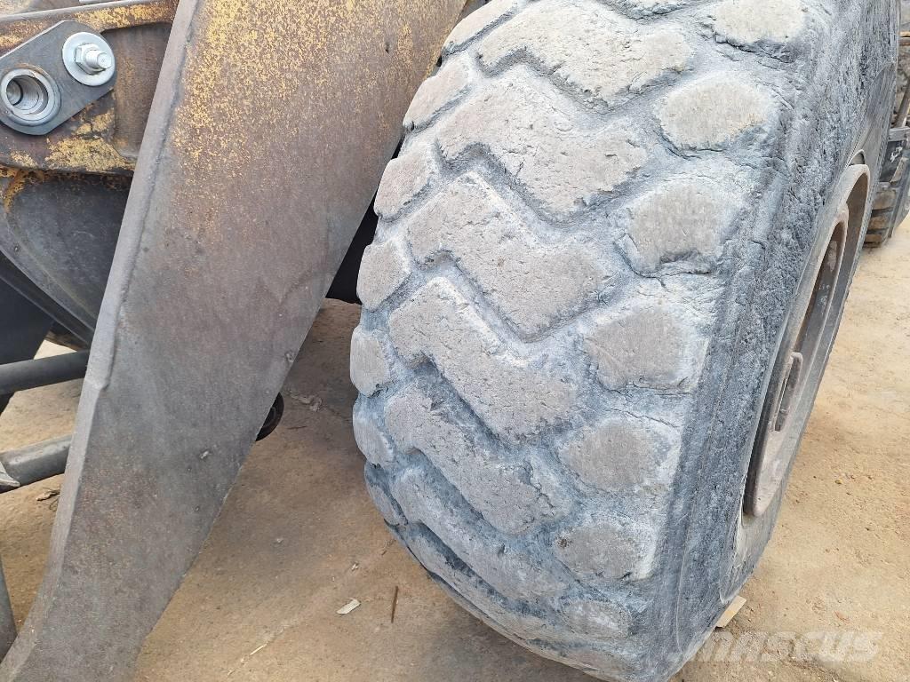 CAT 980 C Utovarivači na točkove