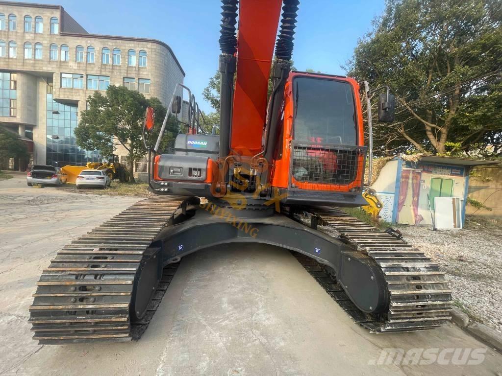 Doosan DX300LC-9C Bageri guseničari