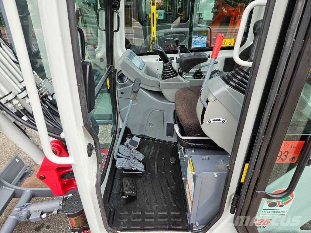Takeuchi TB 225 Mini bageri < 7t