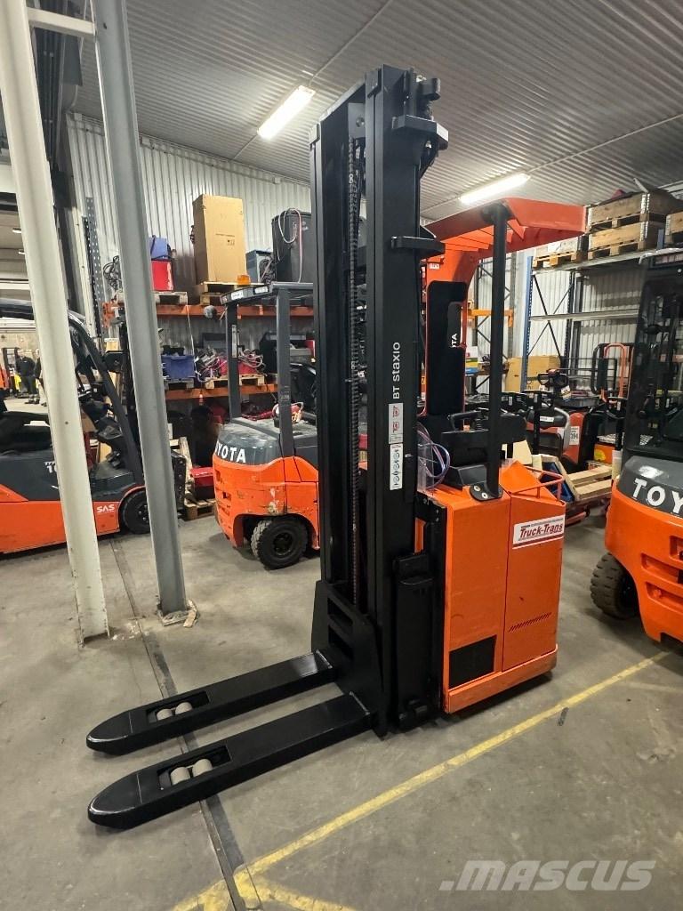 Toyota SSE160 Samopogonski ručni viljuškari