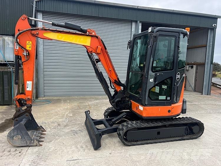 Hitachi ZX33U-5CLR Mini bageri < 7t