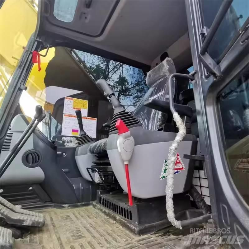 Komatsu PC270 Bageri guseničari
