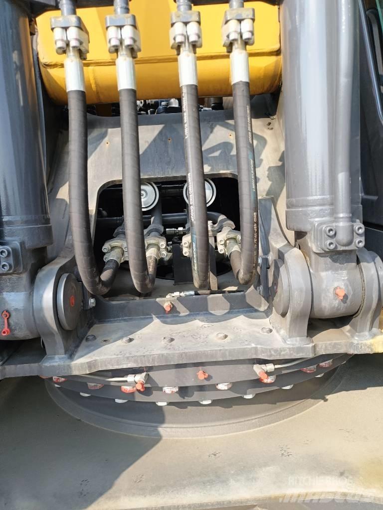 XCMG XE205GH Bageri guseničari