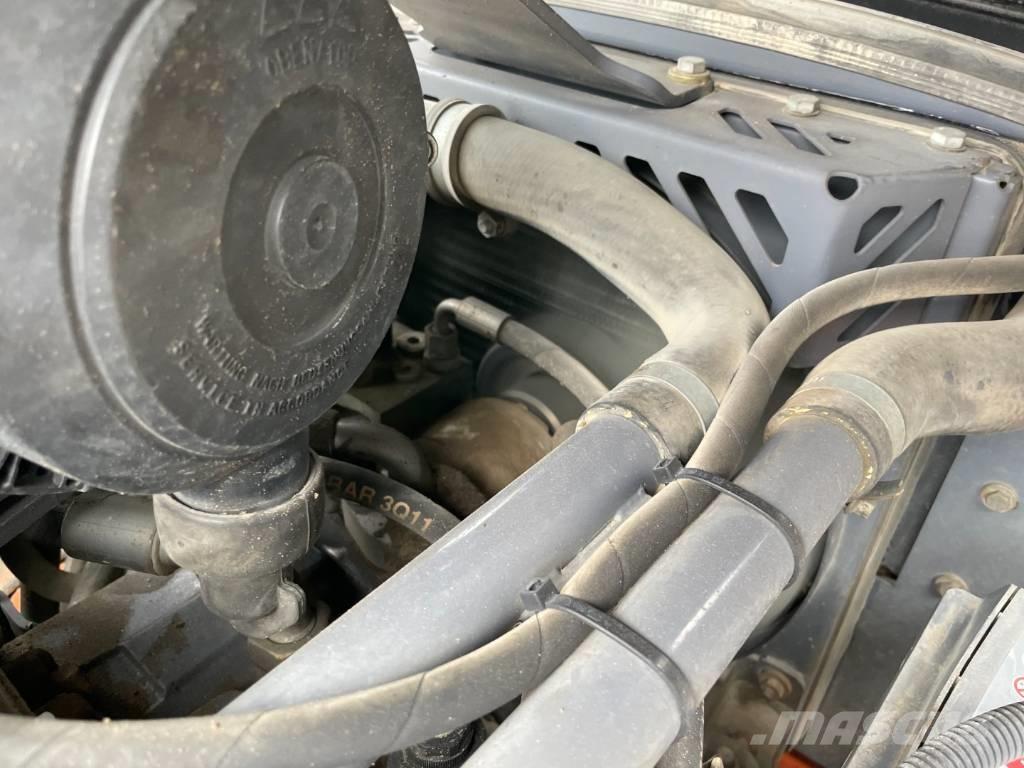 Hamm HD 12 VV Valjci sa duplim bubnjem