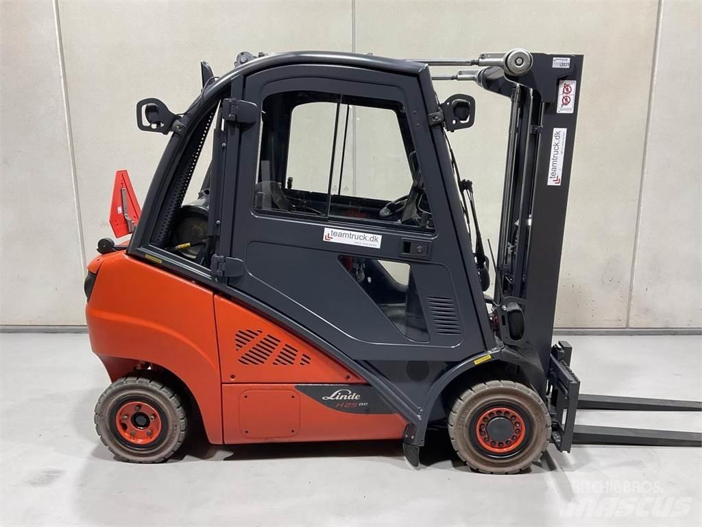 Linde H25T-02 Plinski viljuškari