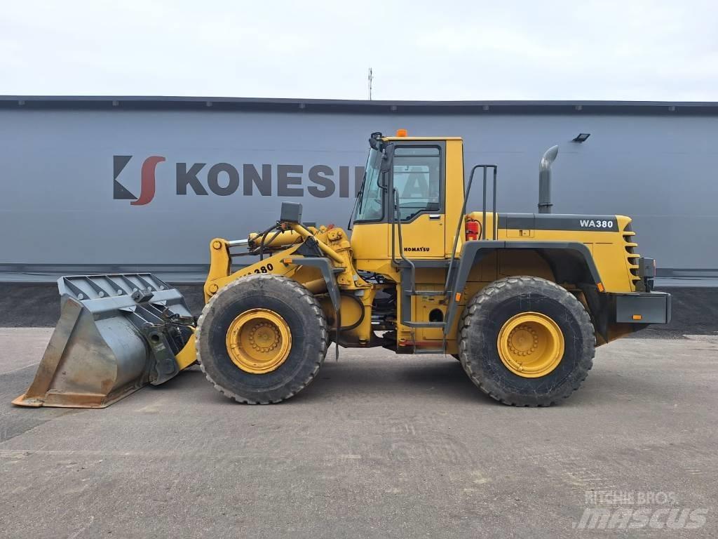 Komatsu WA 380-3A Utovarivači na točkove