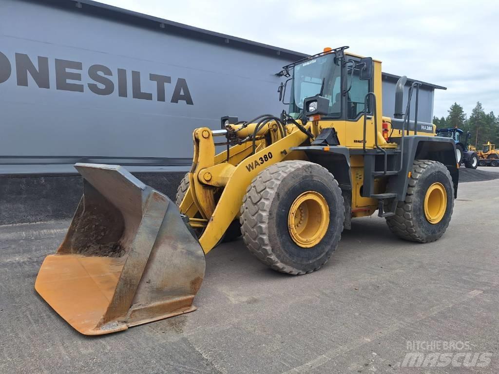 Komatsu WA 380-3A Utovarivači na točkove