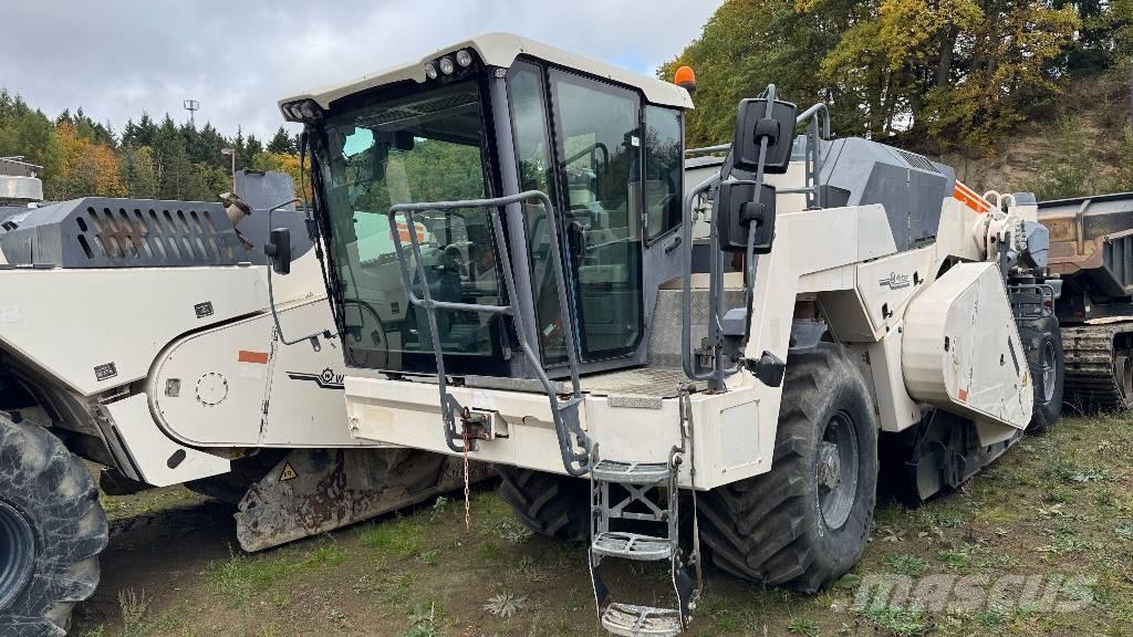 Wirtgen WR200i Mašine za reciklažu asfalta