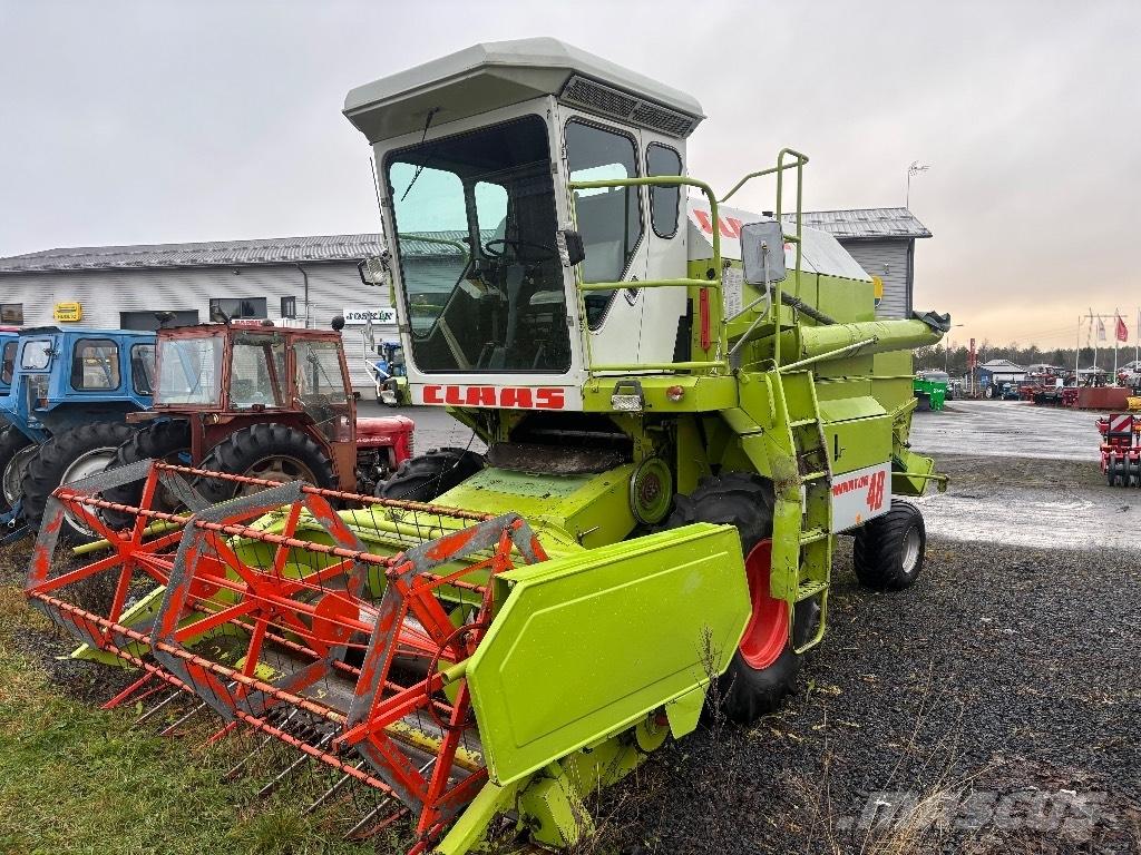 CLAAS 48 Kombajni