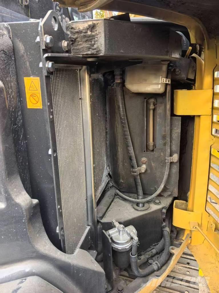 Komatsu PC 50 MR Mini bageri < 7t