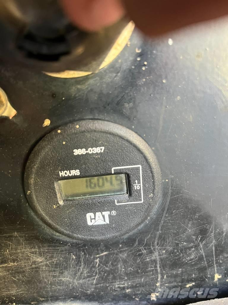 CAT 304 E 2 CR Mini bageri < 7t