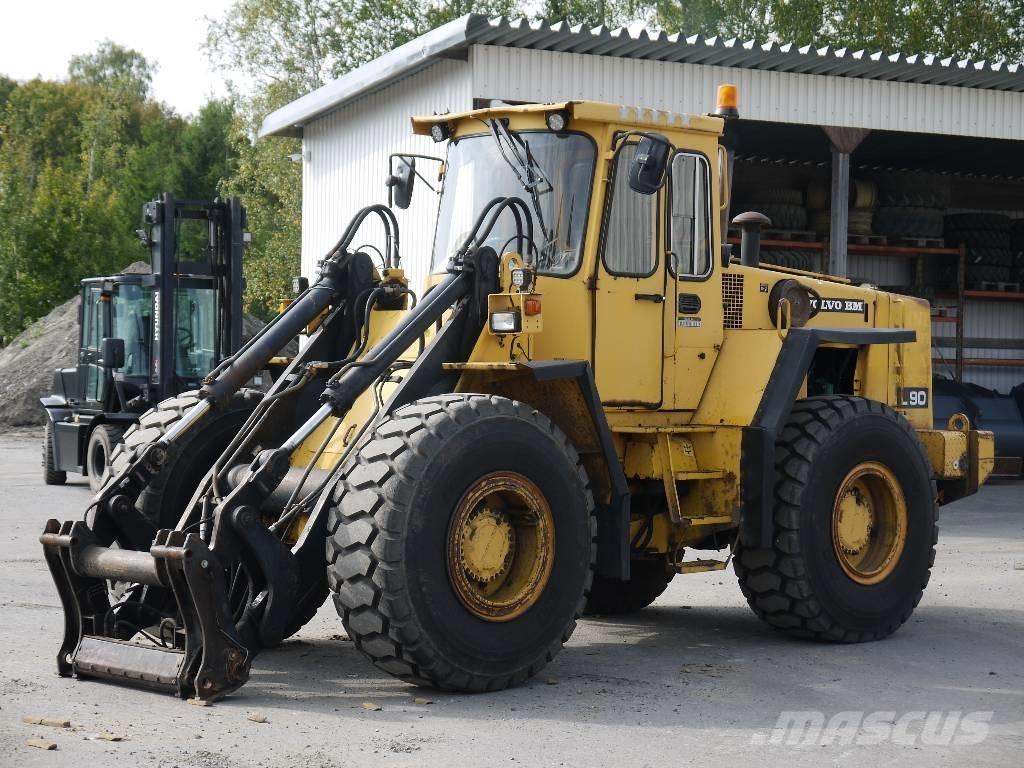 Volvo L 90 Utovarivači na točkove