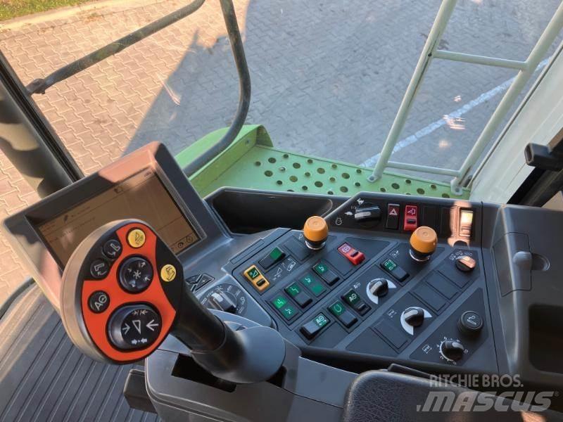 CLAAS LEXION 600 Kombajni