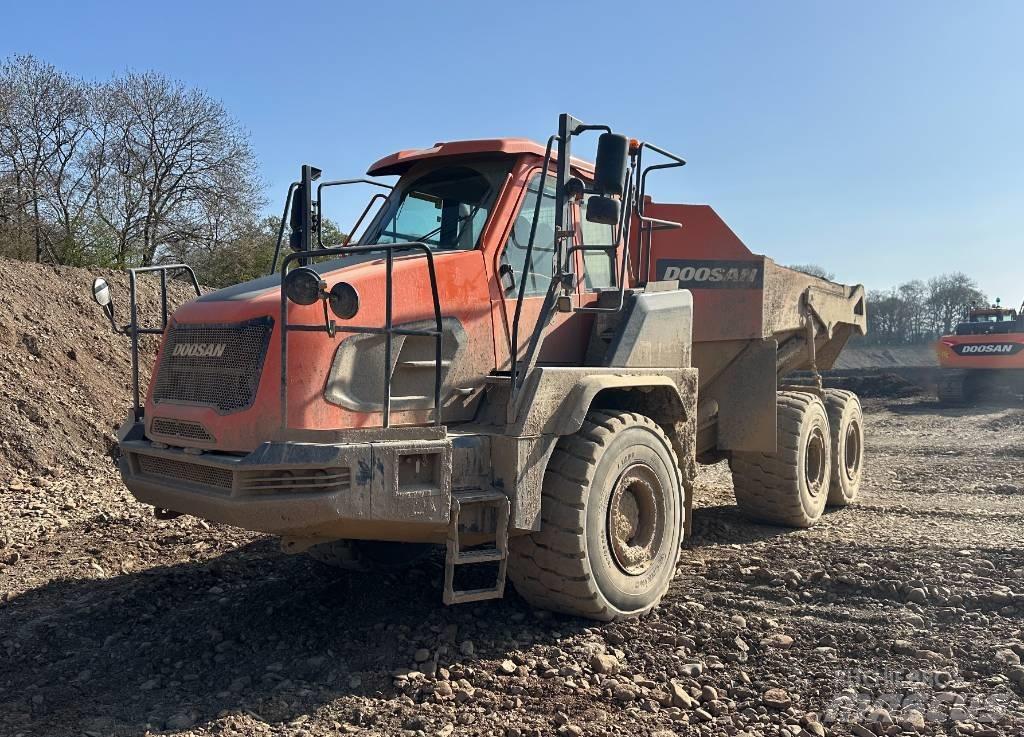 Doosan DA 30 Zglobni damperi