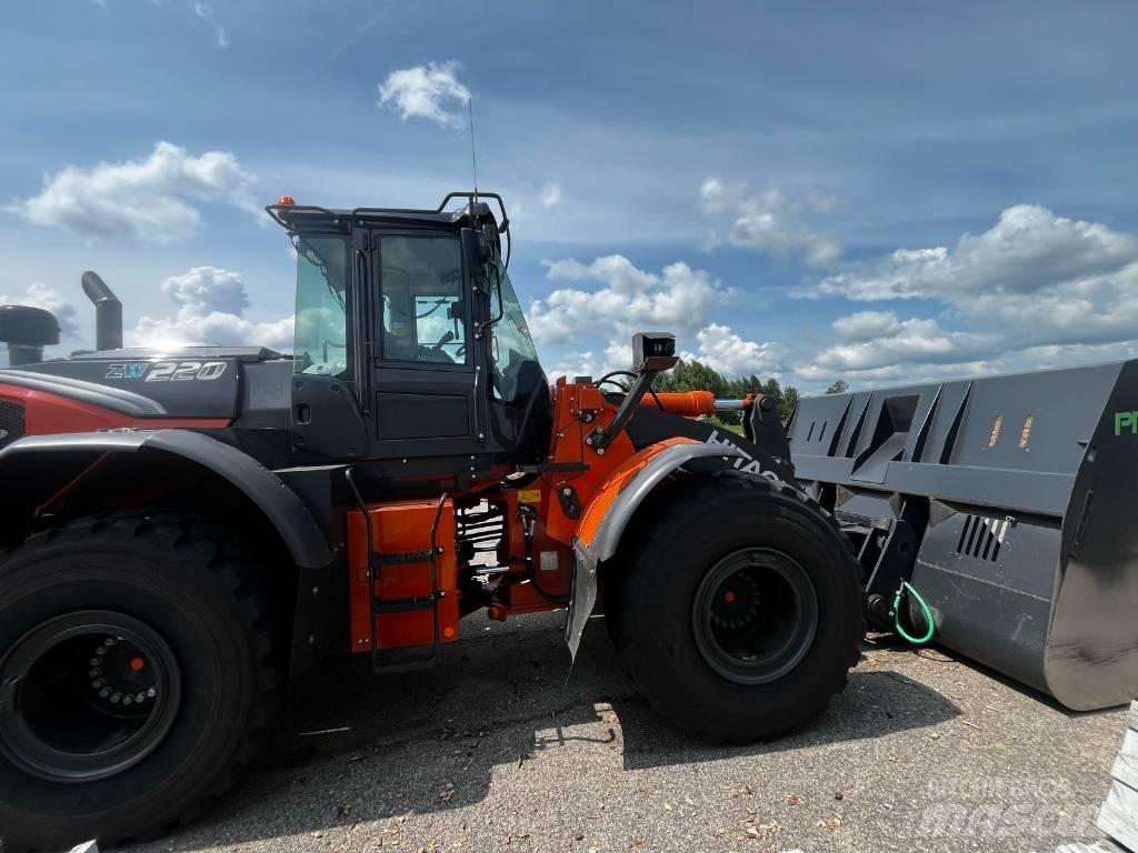 Hitachi ZW 220 Utovarivači na točkove