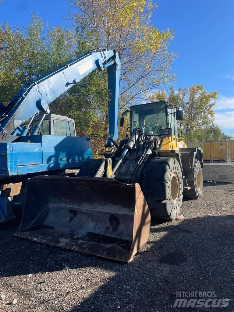 Komatsu WA 200 PT-5 Utovarivači na točkove