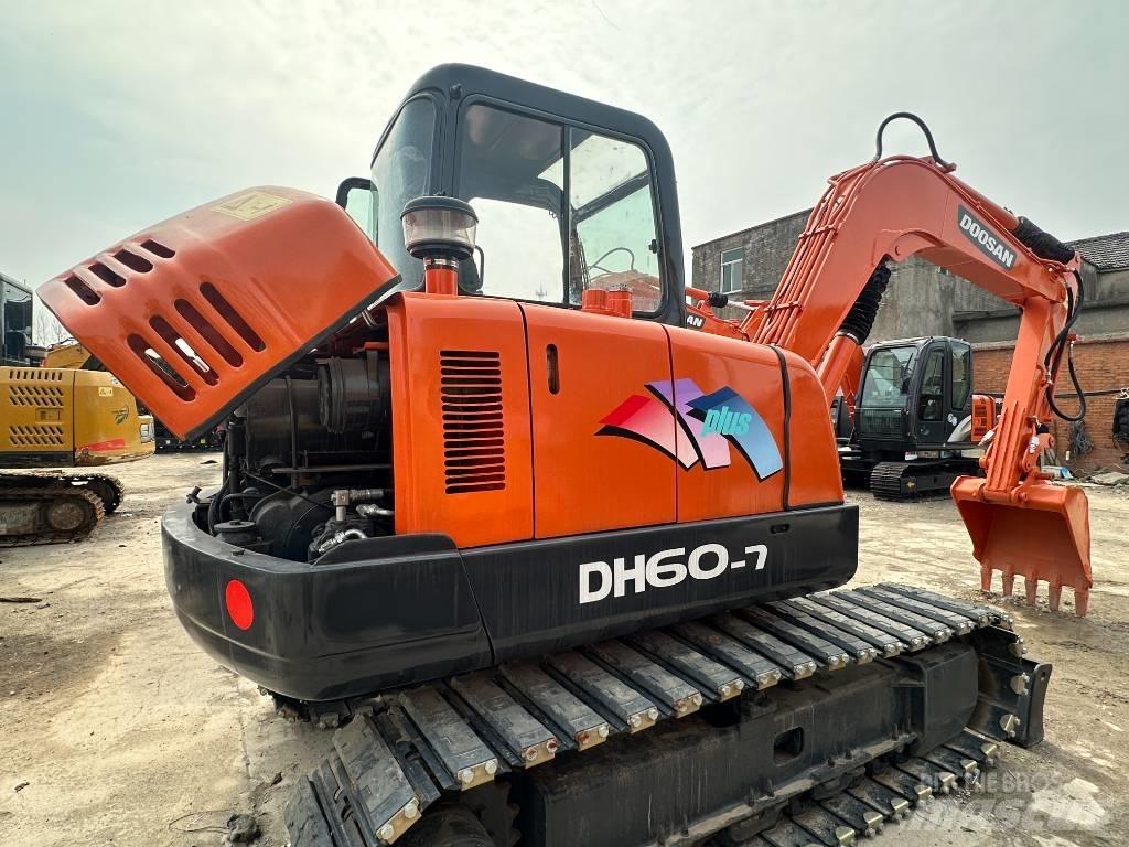 Doosan DH 60-7 Bageri guseničari