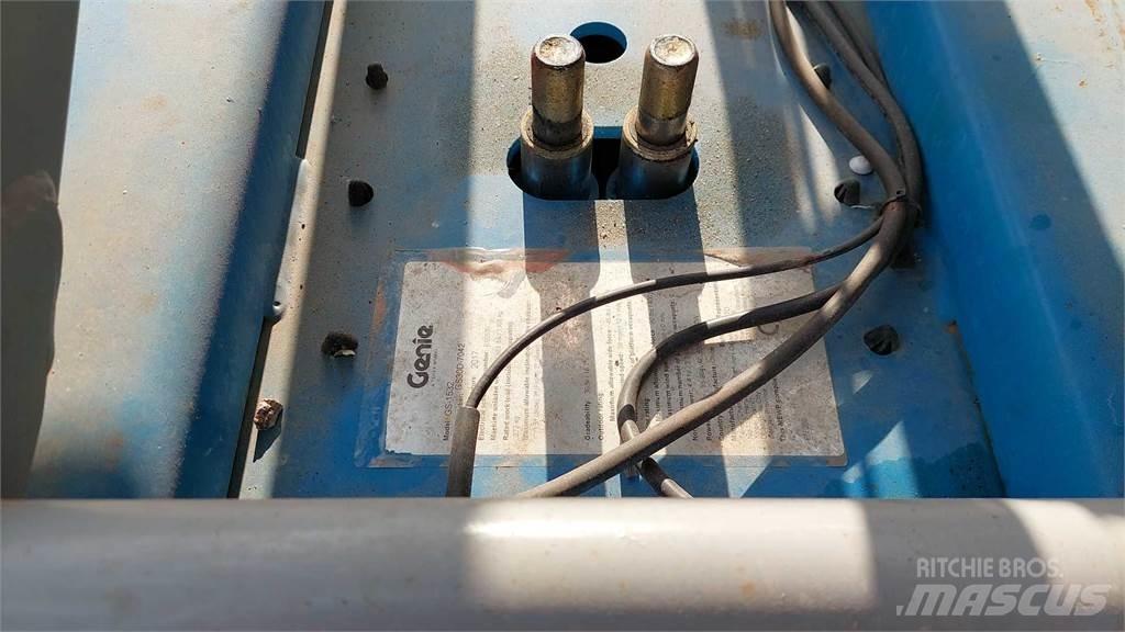 Genie GS1532 Makazaste platforme