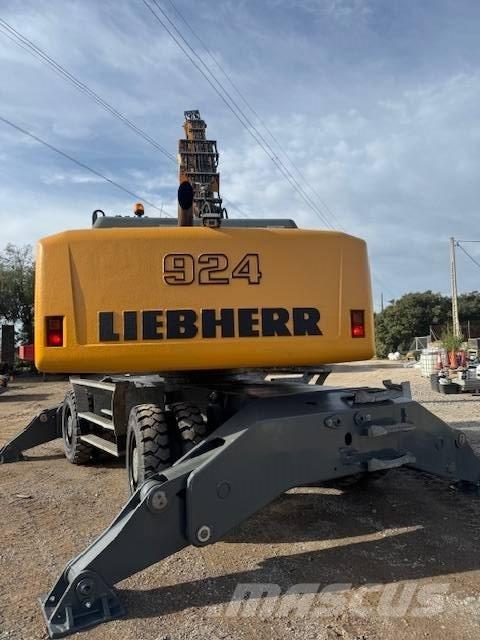 Liebherr A 924 C Bageri za prenos primarnih/sekundarnih sirovina