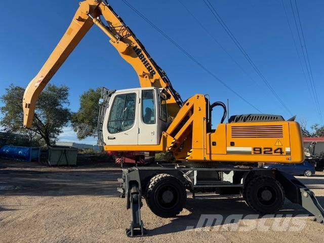Liebherr A 924 C Bageri za prenos primarnih/sekundarnih sirovina