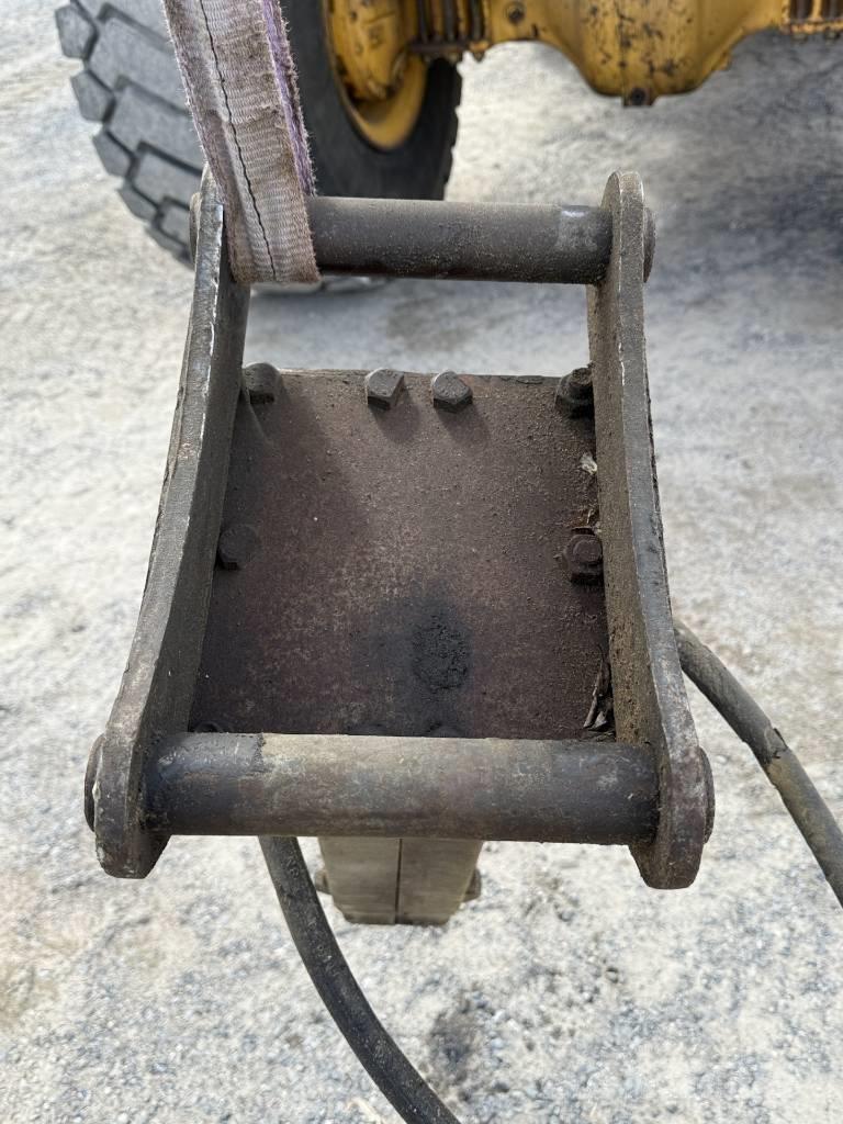 NPK E 200 ( S40 ) Čekići