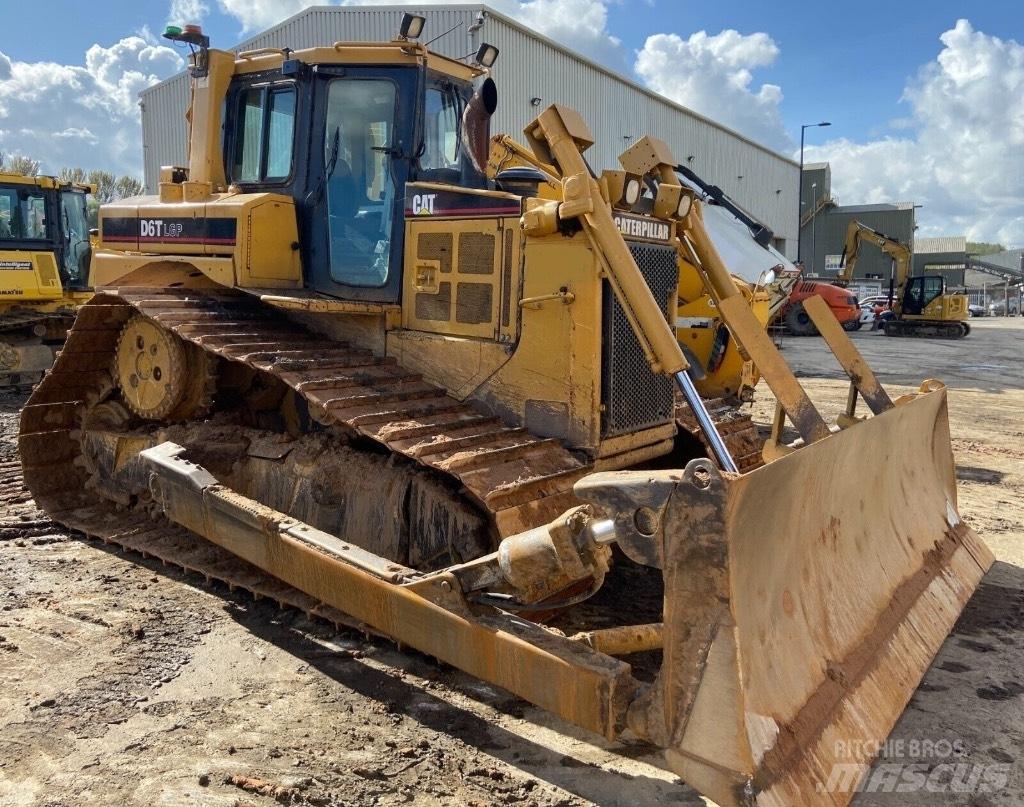 CAT D 6 T LGP Buldožeri guseničari