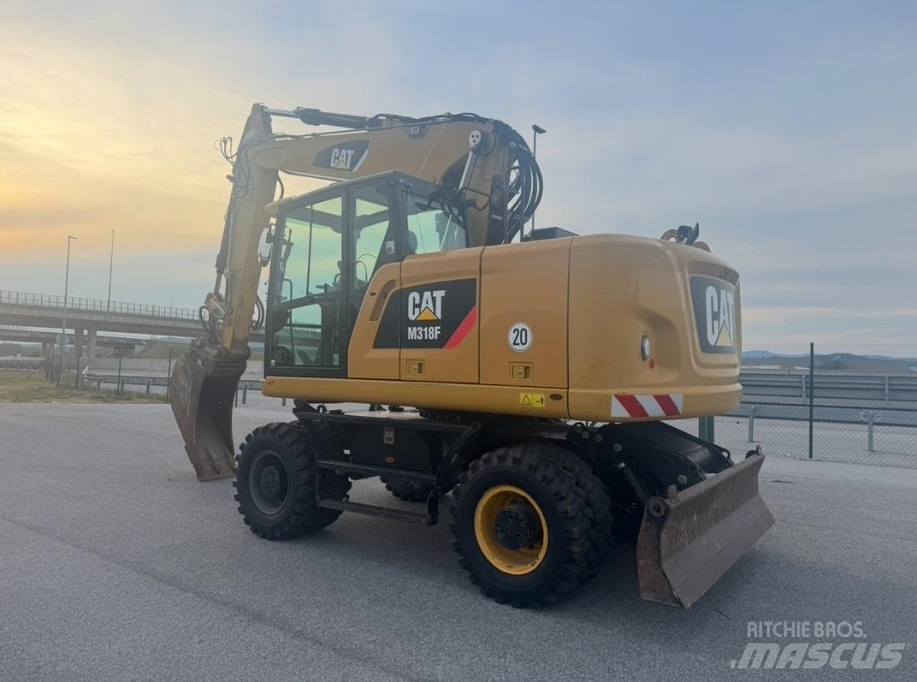 CAT M 318 F Bageri točkaši