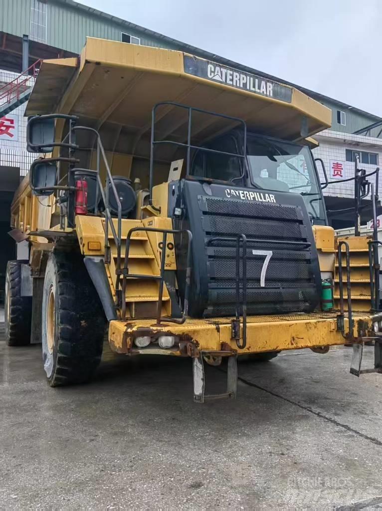 CAT 777E Zglobni damperi