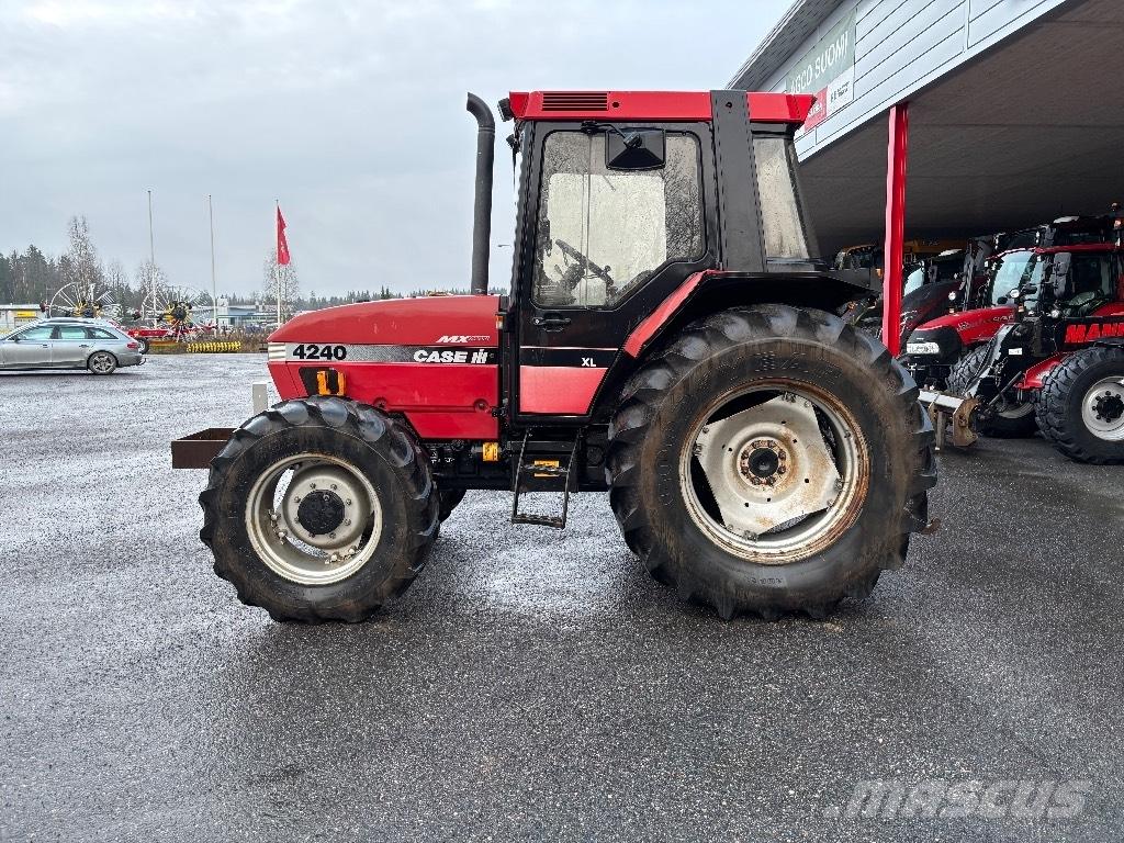 Case IH 4240-4 XL Traktori