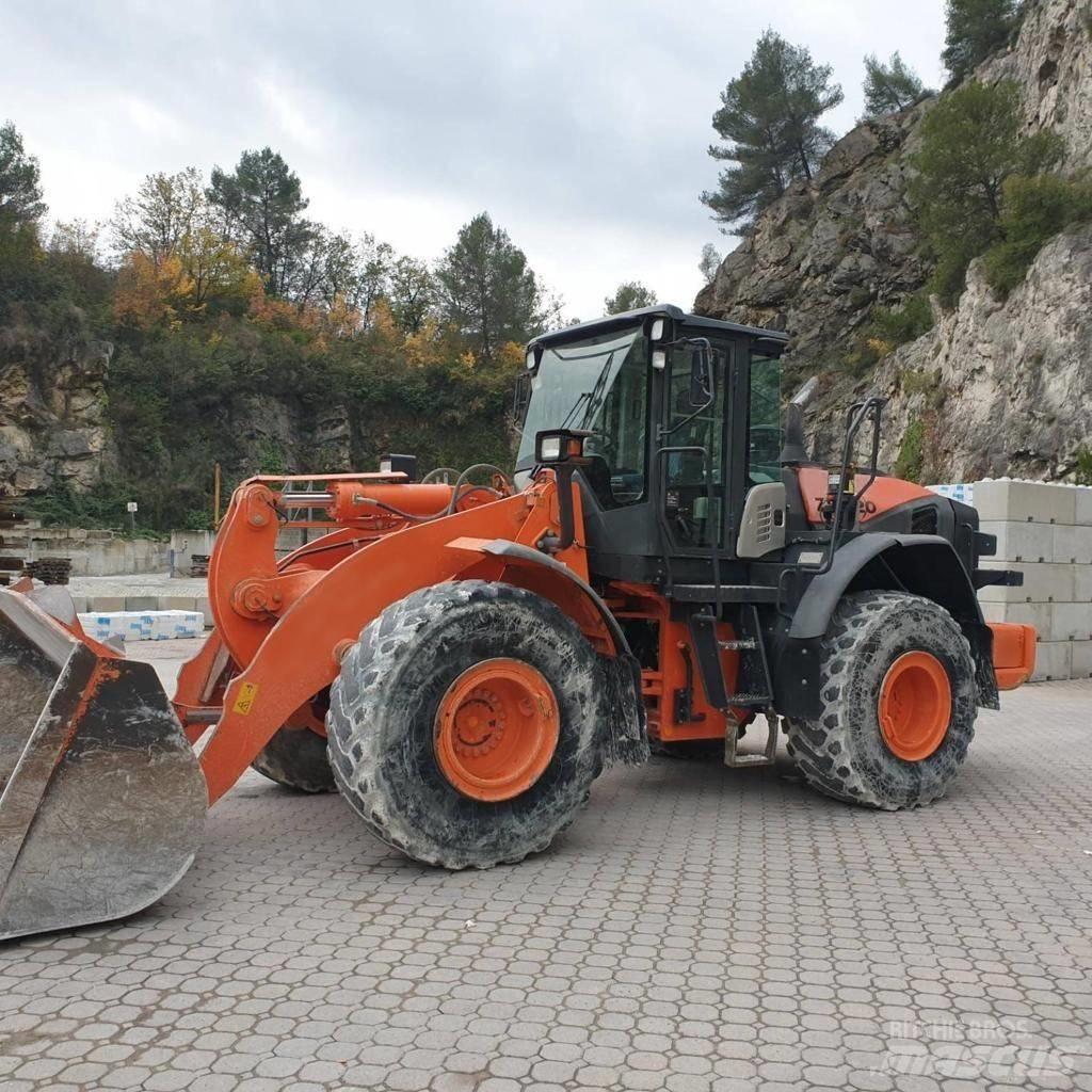 Hitachi ZW 220-5 Utovarivači na točkove