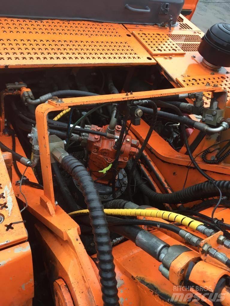 Doosan DX420LC Bageri guseničari