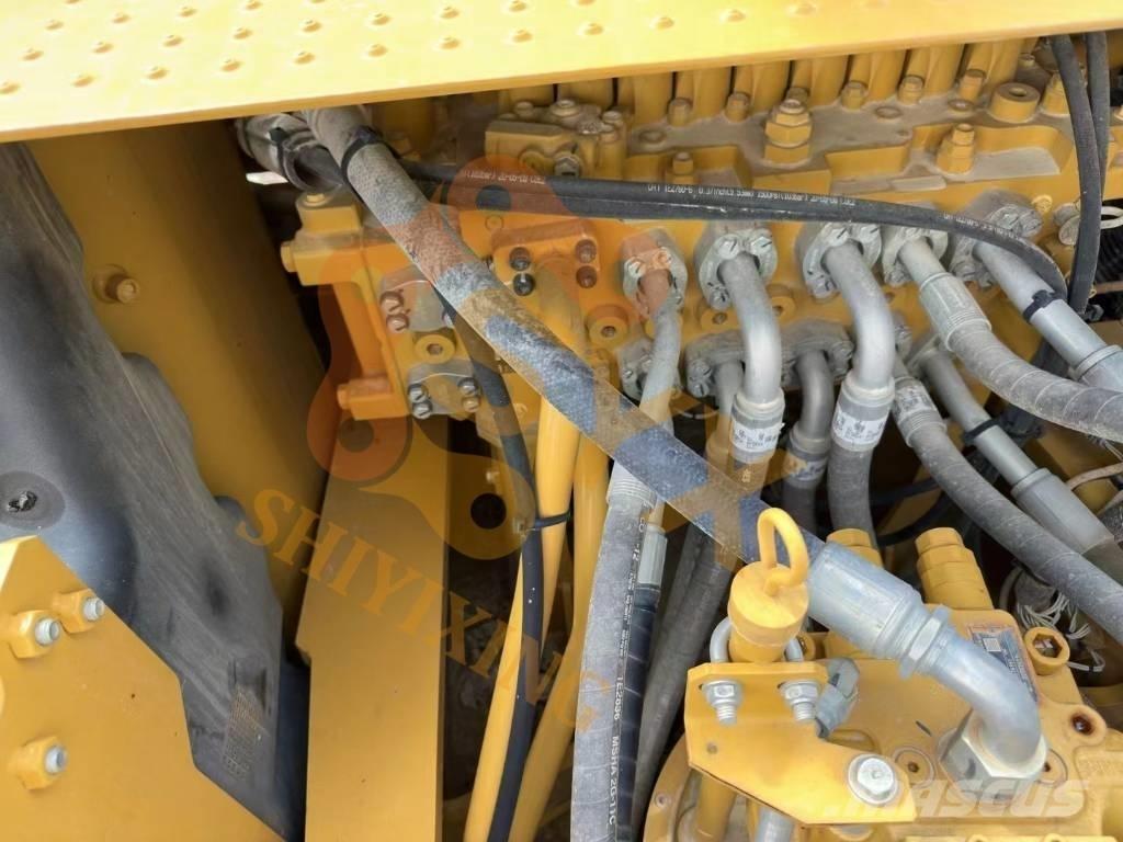 CAT 330 Bageri guseničari