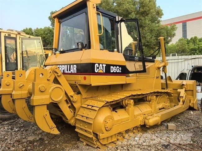 CAT D 6 G LGP II Buldožeri guseničari