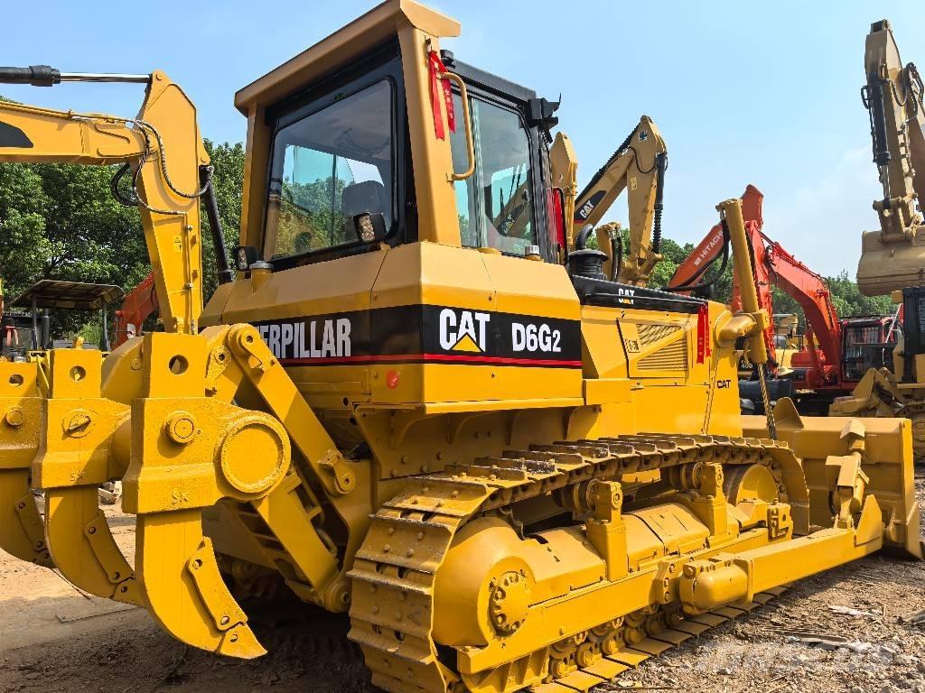 CAT D 6 G LGP II Buldožeri guseničari
