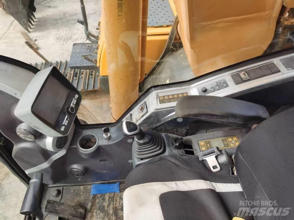 Hyundai 220lc-9s Bageri guseničari