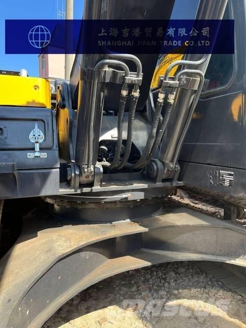 Volvo EC 240 Bageri guseničari