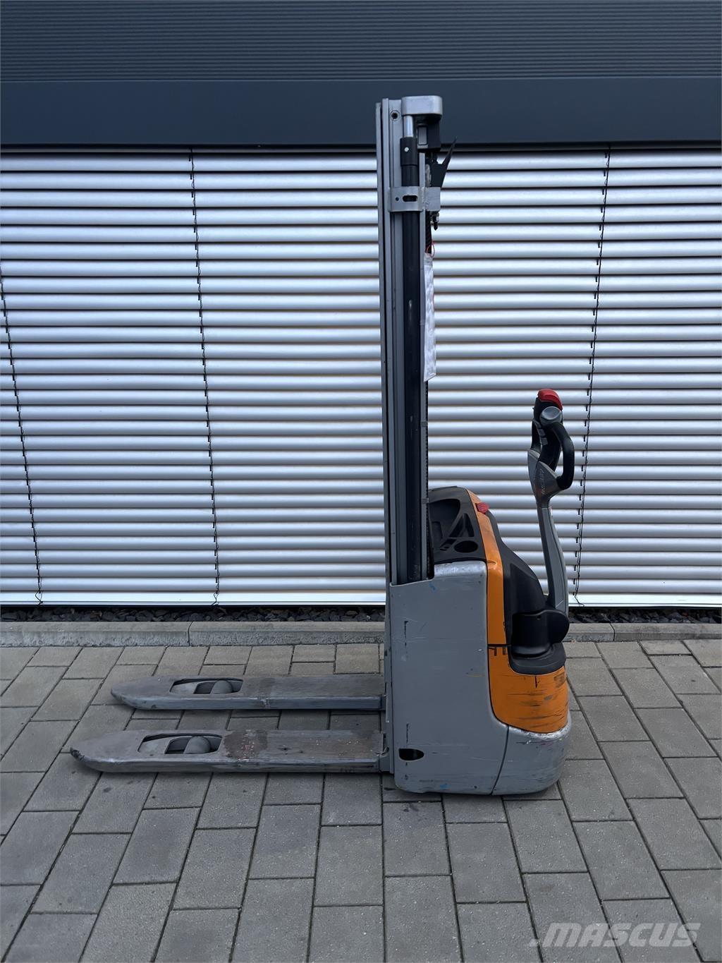 Still EXV 10 Samopogonski ručni viljuškari