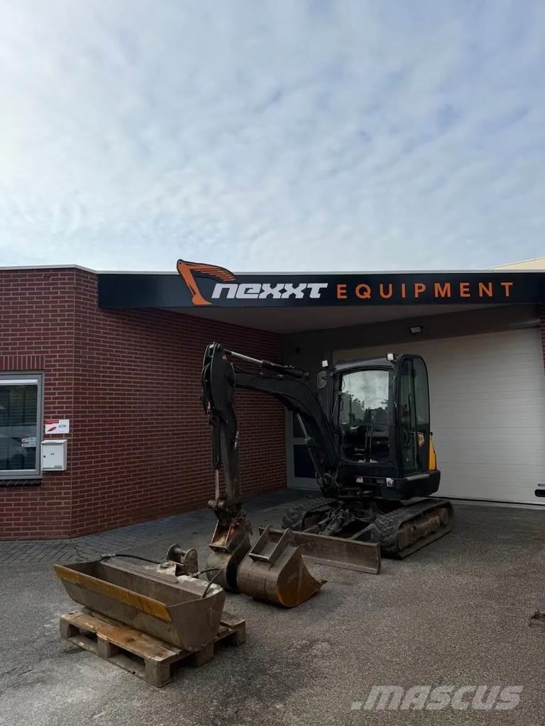 JCB 8026 CTS Mini bageri < 7t