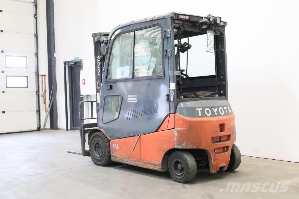 Toyota 8 FBMT 25 Električni viljuškari